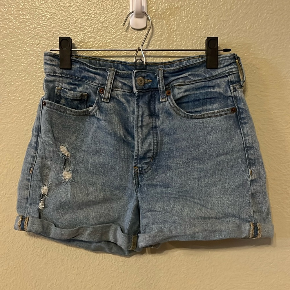 Old Navy high-rise O.G. straight denim shorts